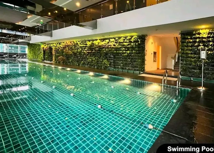 Hotel The Gramercy Residences By Season Staycation Ph 4*